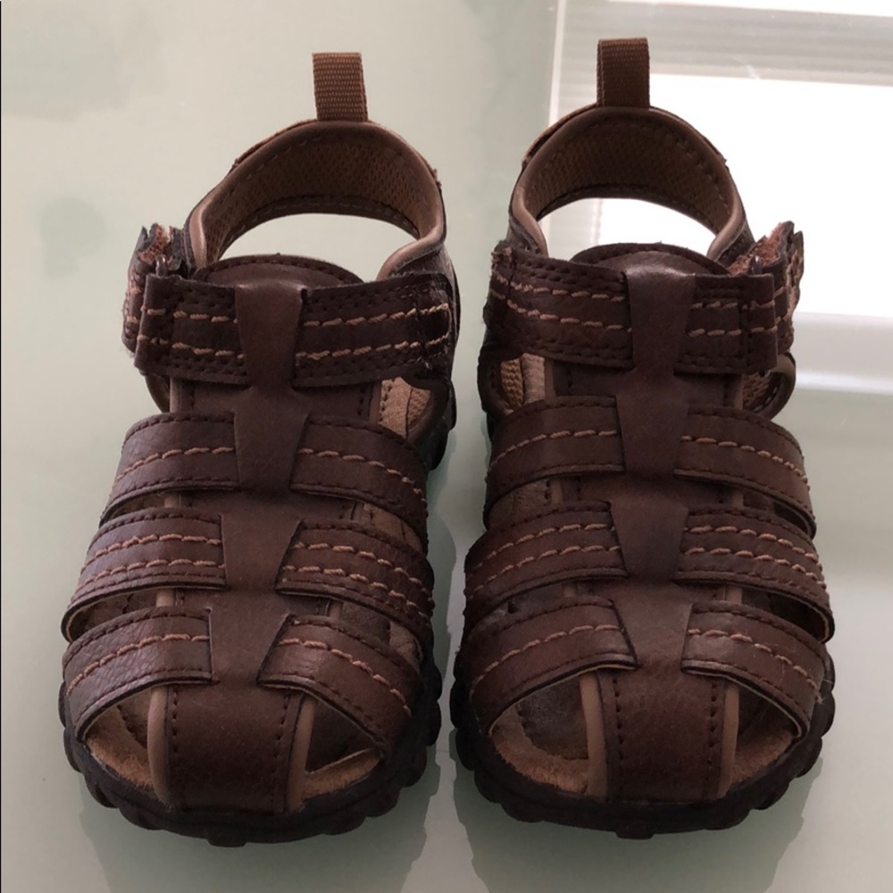 Toddler boy saddle shoes